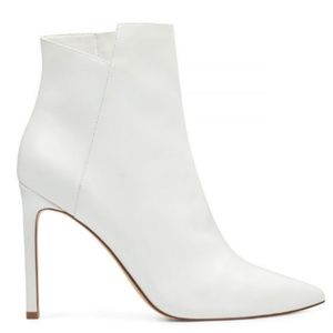 Nine West Tomorrow Pointy Toe Booties White Size 7